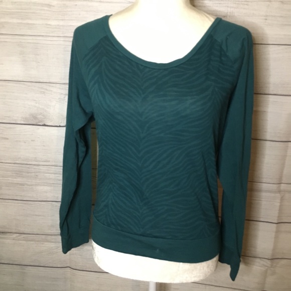 Victoria’s Secret Pink Long Sleeve - Picture 1 of 3